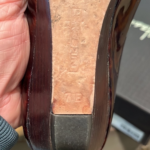 Cole Haan Tortoise Patent Ballet Woman’s Shoe - Picture 8 of 8